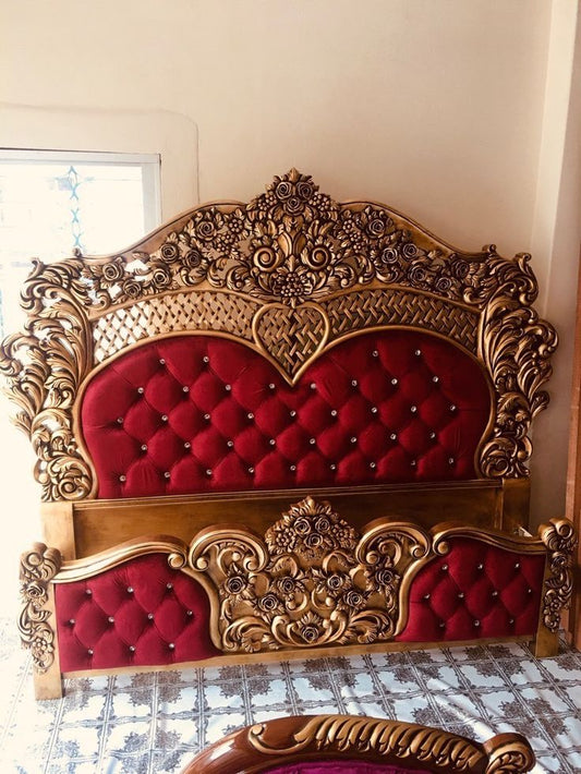 Premium Baroque Royal Gold Master Bed Set – Elegant Arched Headboard with Deep Cream Diamond Tufting Suite