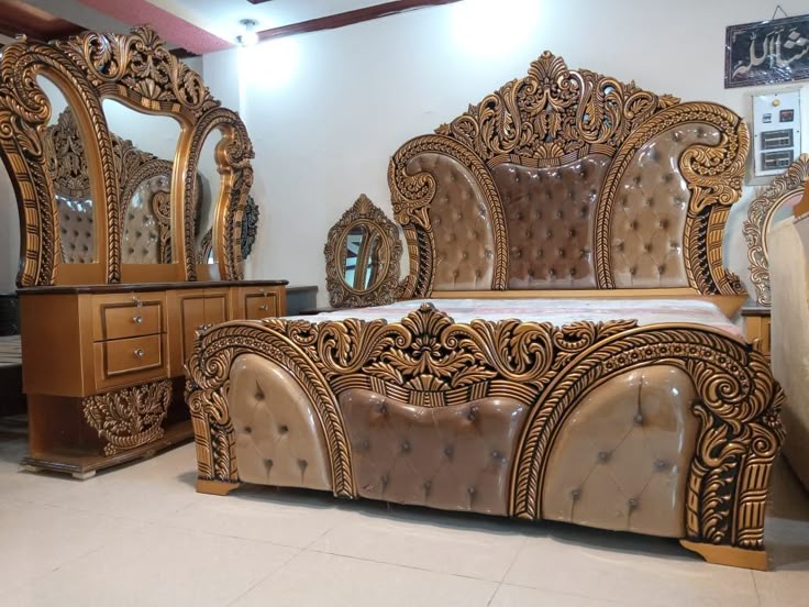 Heavy Mughal Crown Bridal Bed Set | Luxury Tufted Leatherette Cushioning &amp; Intricate Hand-Carved Royal Furniture